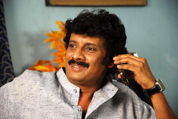 Theft In Actor Cloth Shop