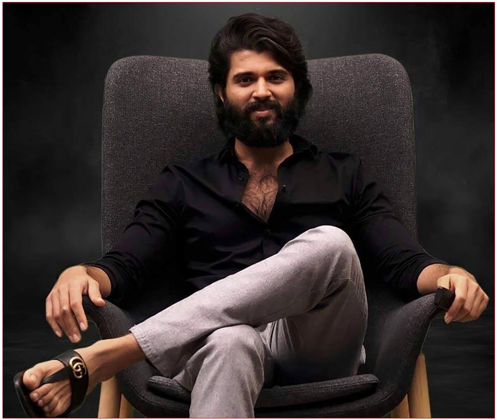 Vijay Deverakonda Interacts With Fans In USA
