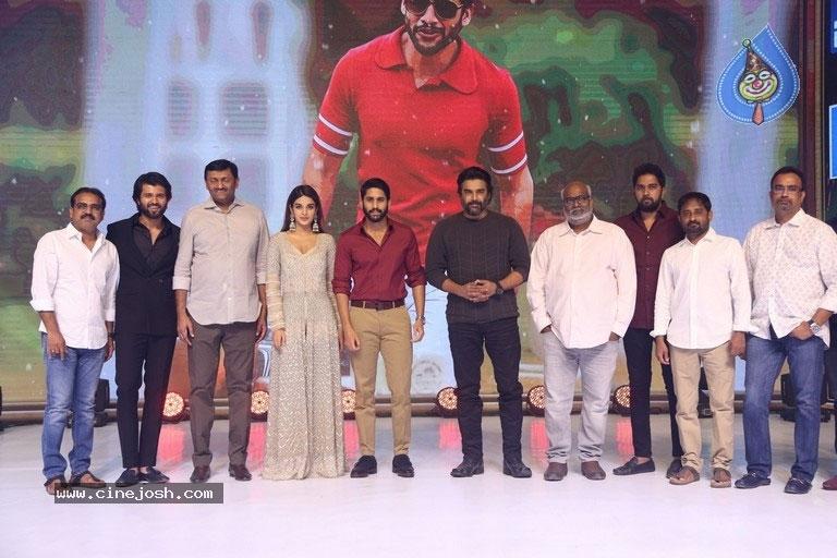 Deverakonda: I Have No Friends in Industry