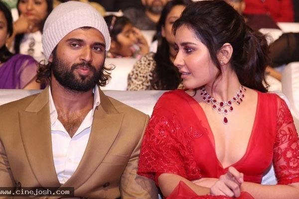 Vijay Deverakonda Hurts Raashi Khanna