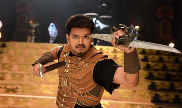 Vijay Does Puli for His Kids!