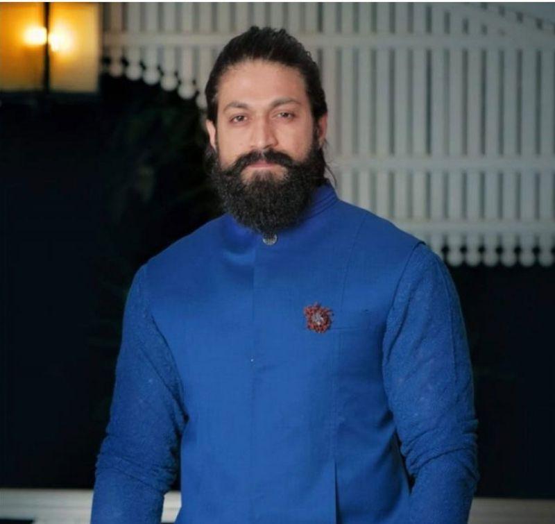 Yash spends quality time with cancer patient