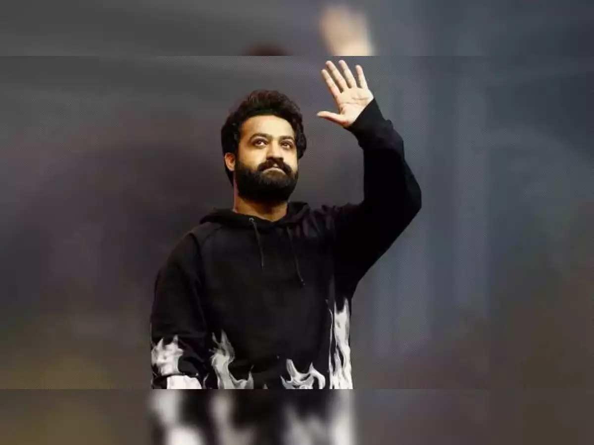 Young Tiger NTR B-Day extravaganza in Mumbai