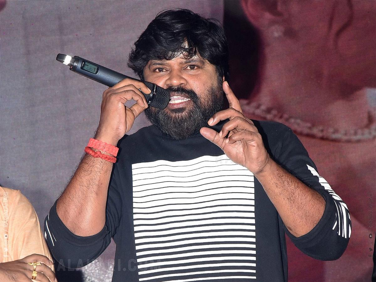 Amma Rajasekhar Sensational comments on Gopichand