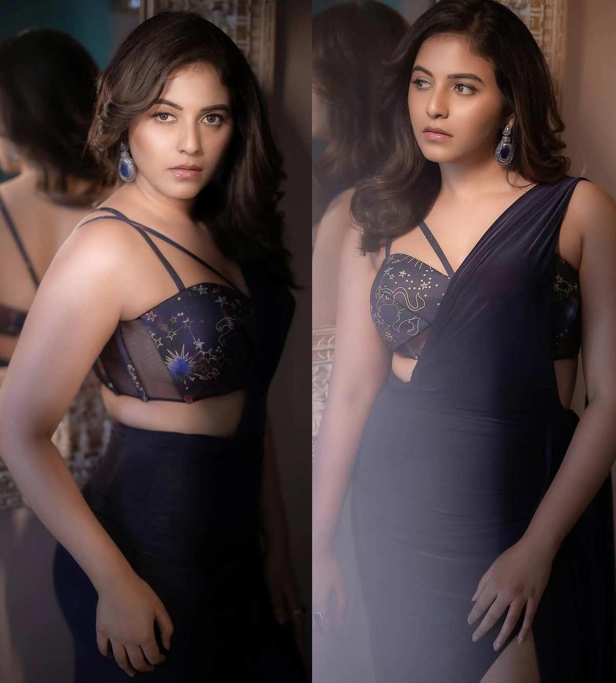 Anjali blasting look goes viral