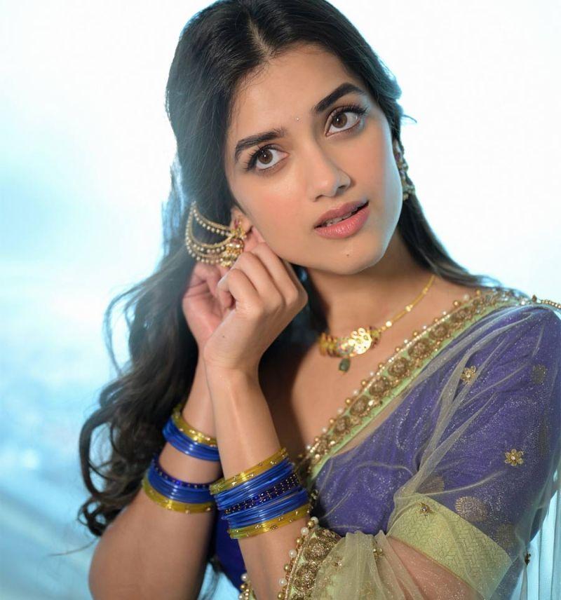 Actress Bhagyashri Borse