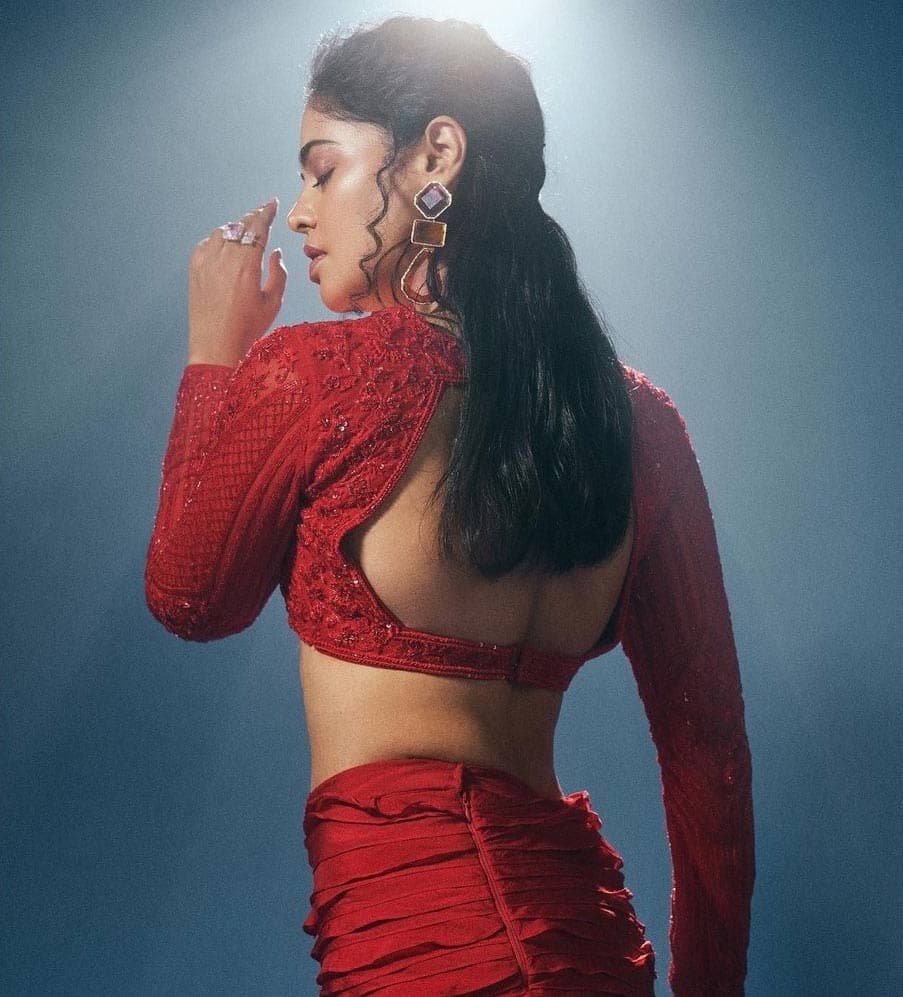 Bigg Boss Bindu Madhavi new look