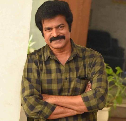 Brahmaji indirect punch to Anasuya blocks minds