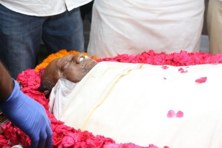 Krishnam Raju final rites to held at..