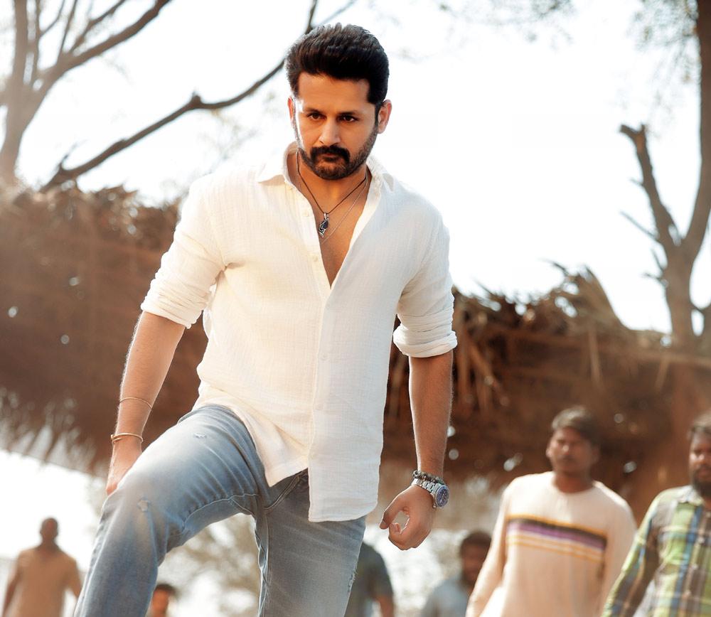 Macherla Niyojakavargam Mass Trailer Released