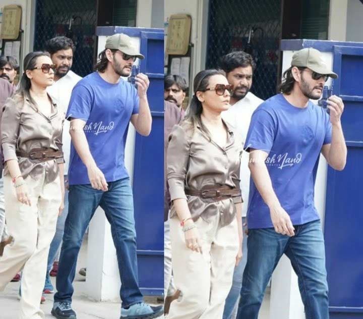 Mahesh Babu and his wife Namrata exercised their right to vote 
