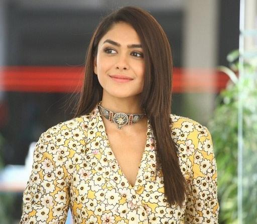 Mrunal Thakur Interview