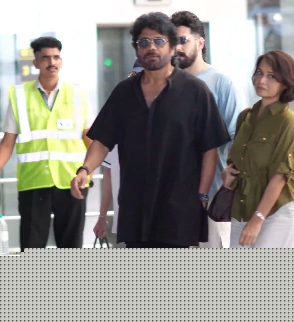 Nagarjuna  was spotted at Hyderabad airport 