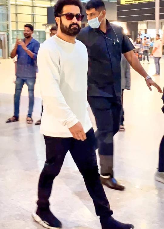 NTR returns from Dubai vacation