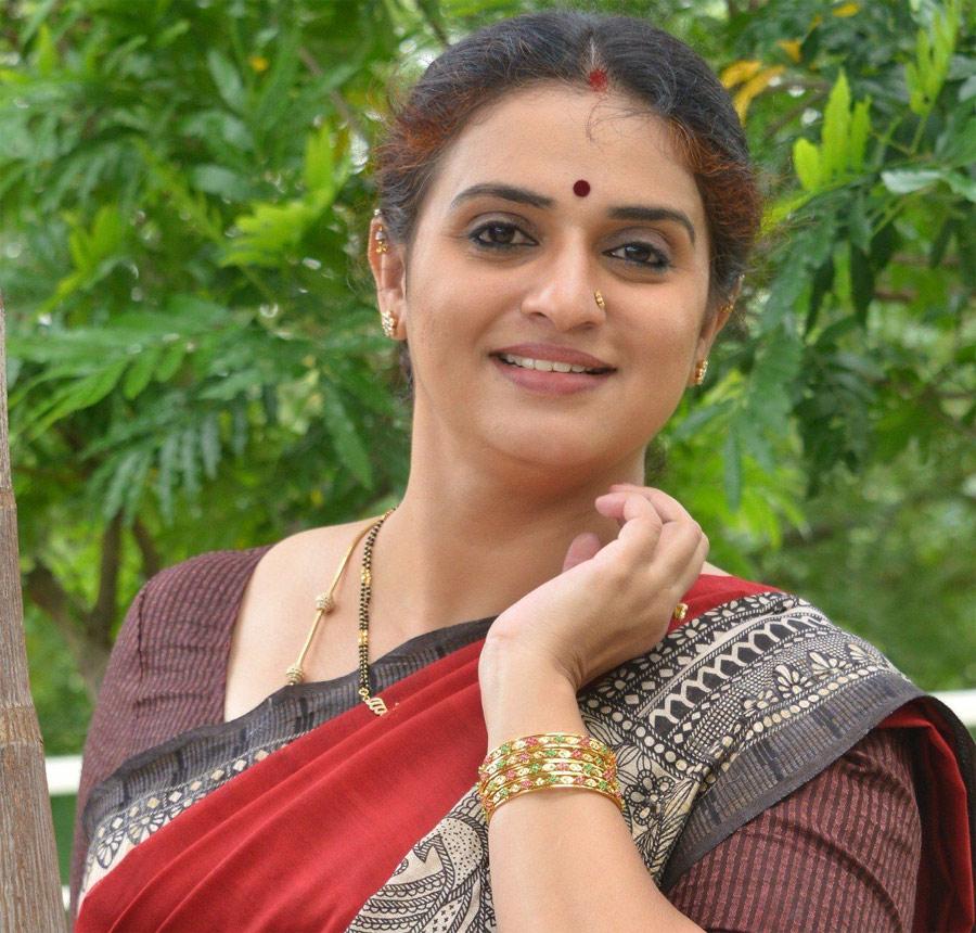 Pavitra Lokesh increased remuneration