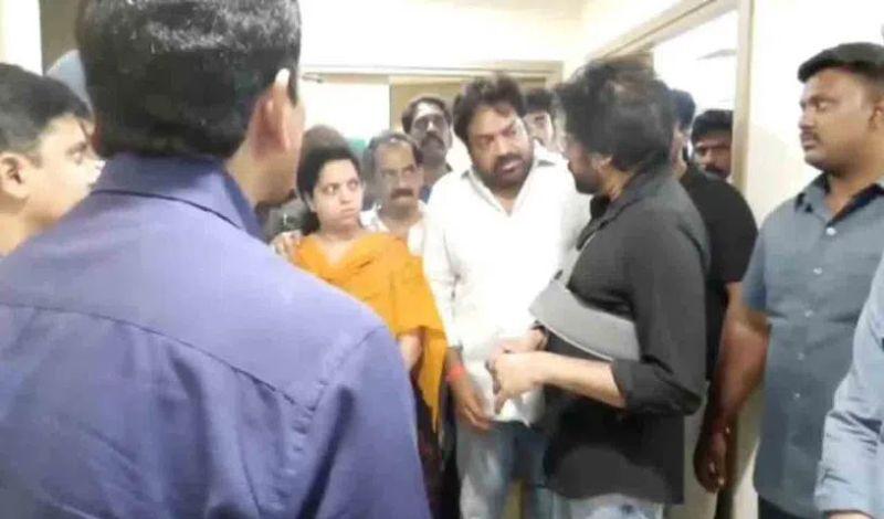 Pawan Kalyan Visits Meher Ramesh After His Sister's death
