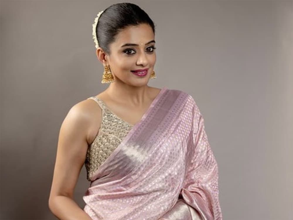 Priyamani Ready to Act with Allu Arjun