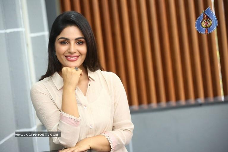 Samyuktha Menon Interview