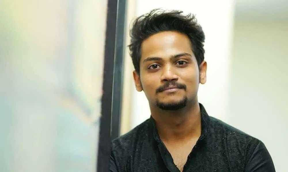 Shanmukh Jaswanth Suffers Leg Injury