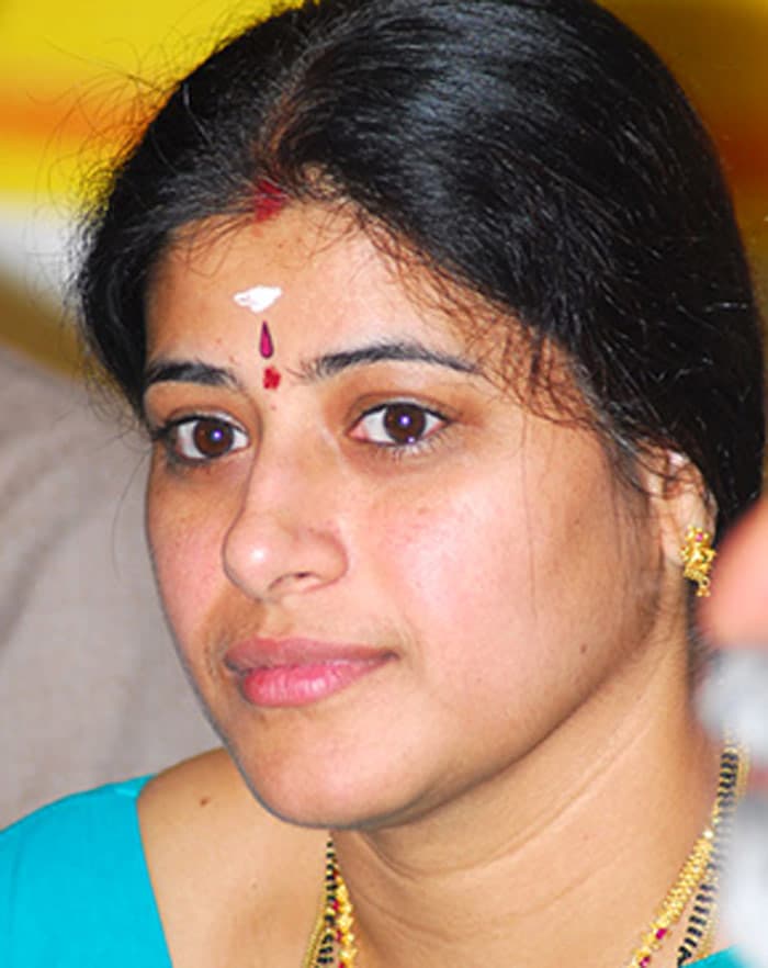 Sudha Talking about Nagarjuna and Uday Kiran!