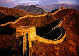 China evacuates as storm strikes