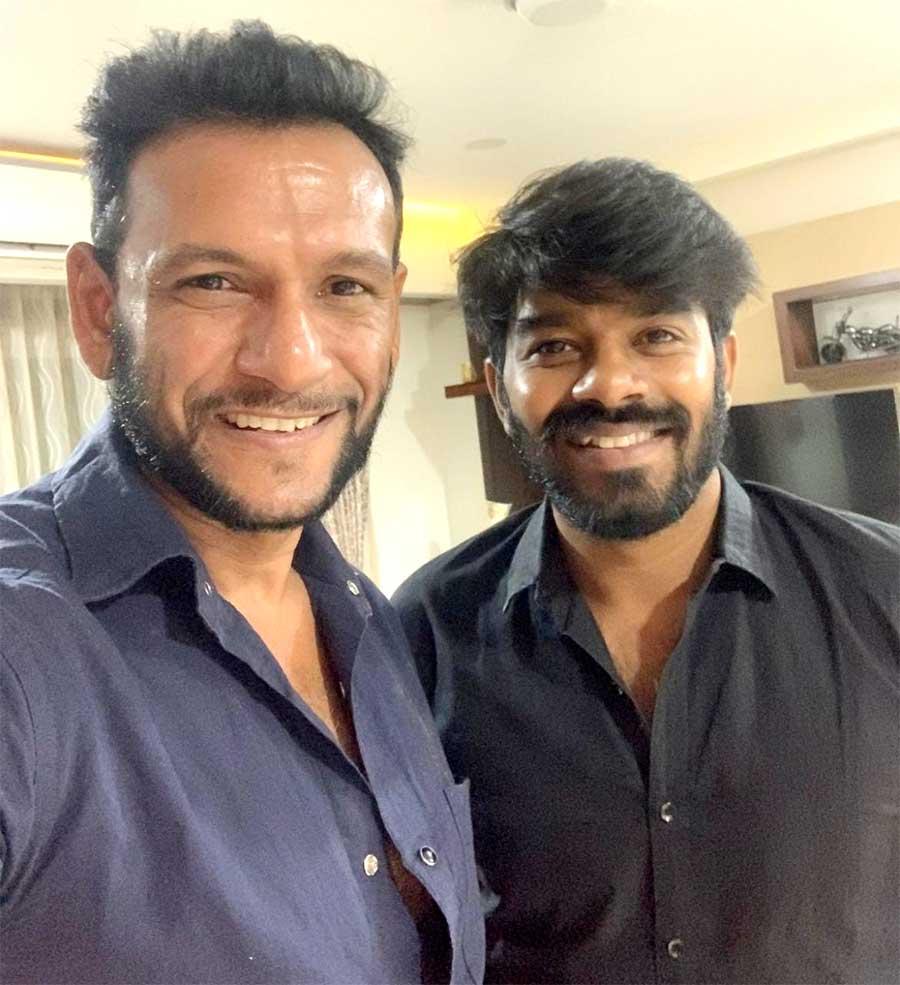 Ravi Reddy Enjoying Galodu's success