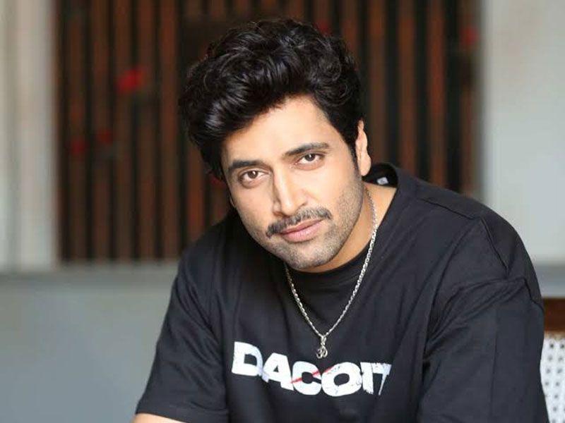 Adivi Sesh praises Peddi, Sing Geetham and Mai Vaapas Aavunga
