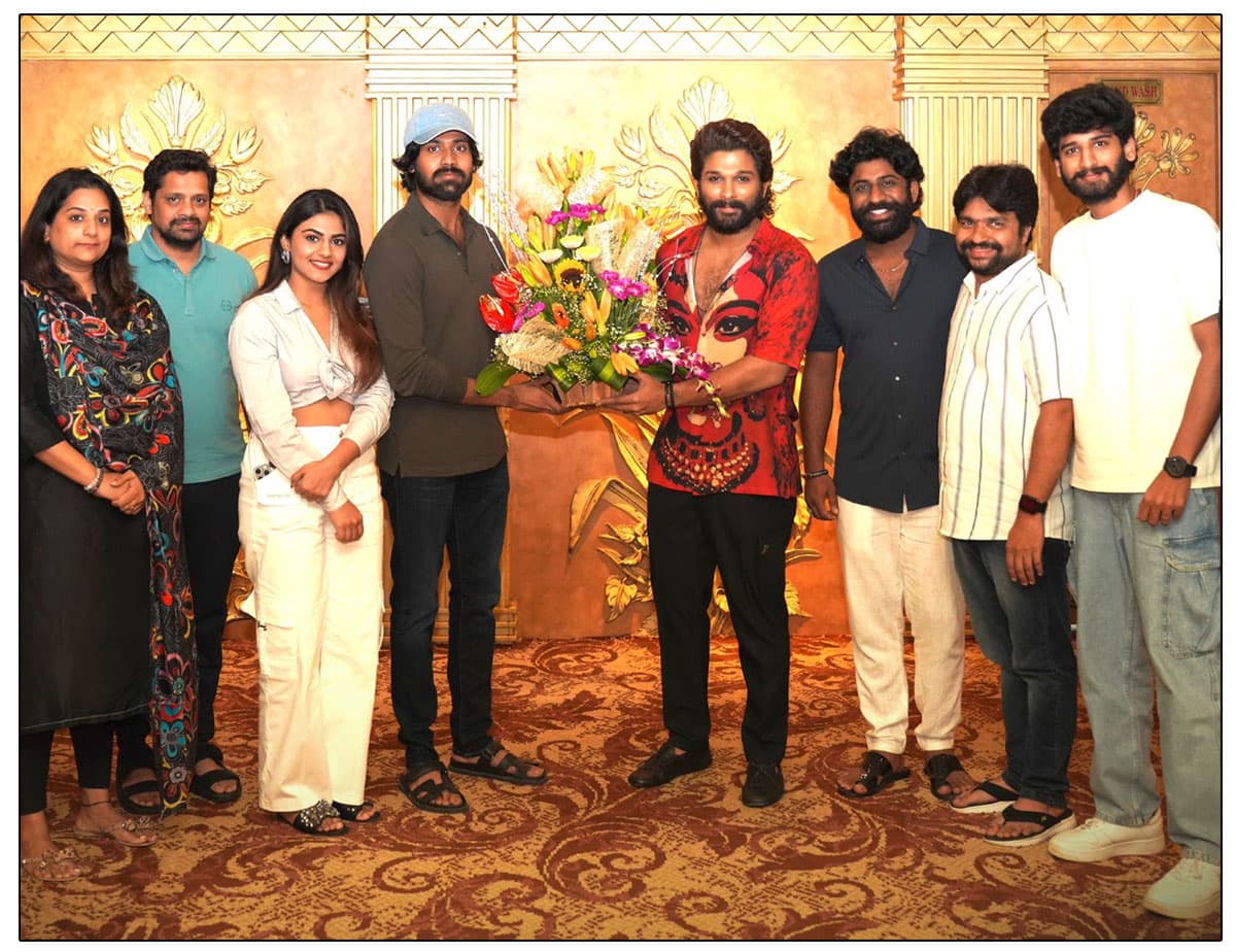 Allu Arjun Heaps Praise On AAY