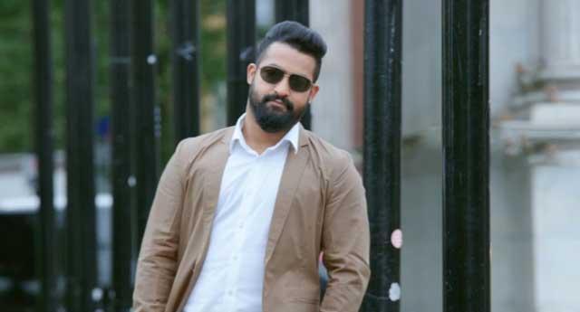 Sympathy Factor Behind Naannaku Prematho's Collections?