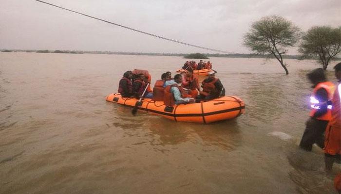 Godavari Boat Mishap: 50 Tourists Missing!