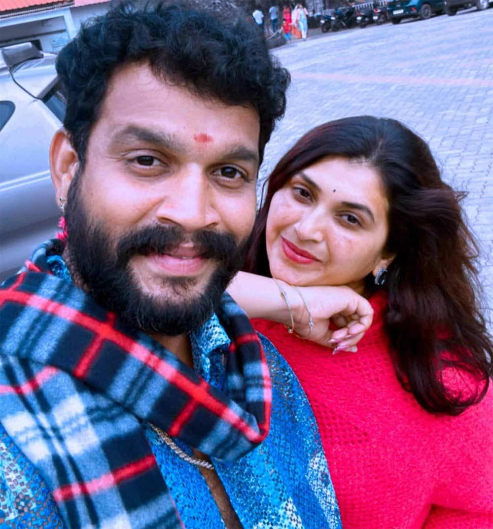After The Demise Of Pavitra Her Co-star Chandu Committed Suicide