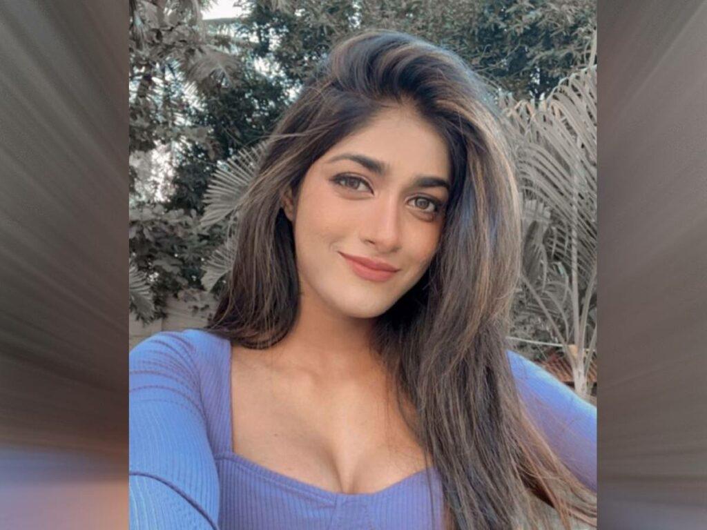 Telugu Girl's Bollywood Debut!