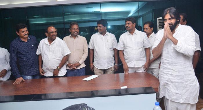 Janasena EG: Shocking Joinings from TDP & YCP!