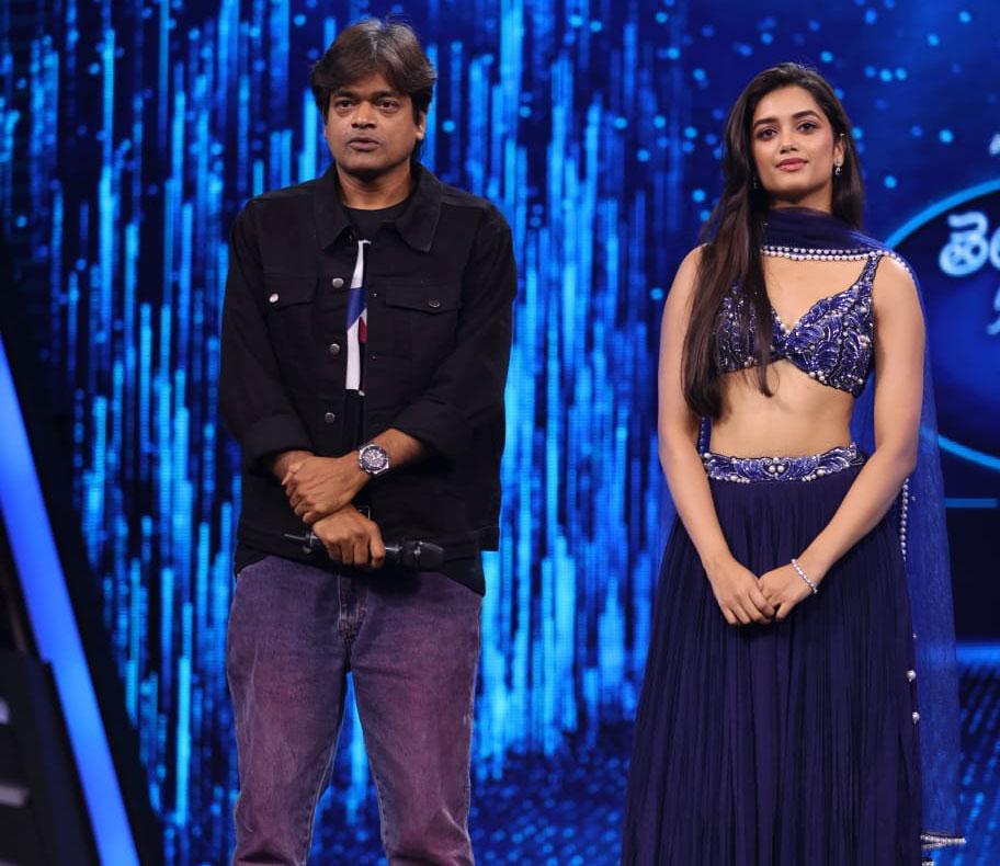 Harish Shankar unveils Mr. Bachchan song glimpse on TII 3