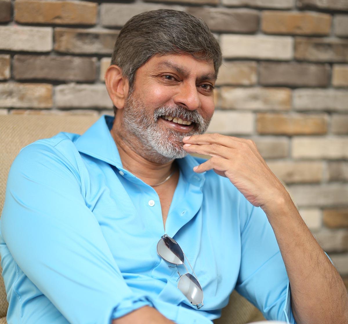 Tollywood Costar Supports Rajinikanth From YCP Allegations