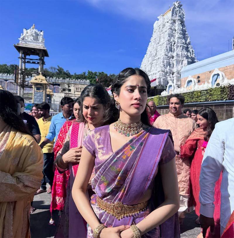 Janhvi Kapoor prays for Peddi success in spiritual way
