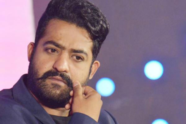 NTR To Change His Political Colors!