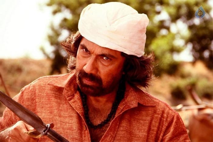 All Eyes Back On Kattappa!