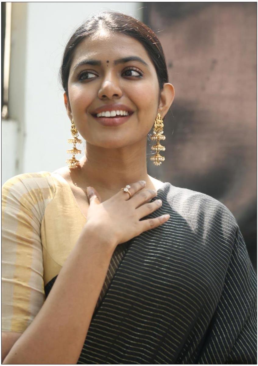 Shivani Rajashekar Interview About Kota Bommali PS