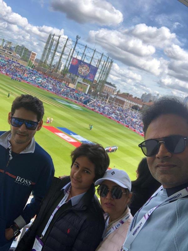 Pic: Mahesh Watching Ind Vs Aus Match