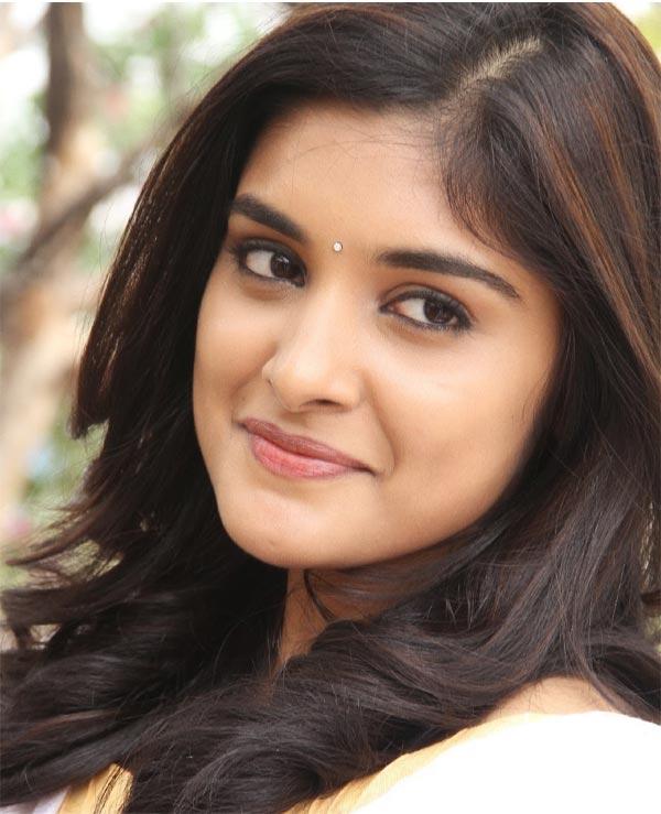 Mallu Beauties Slowly Picking Up!