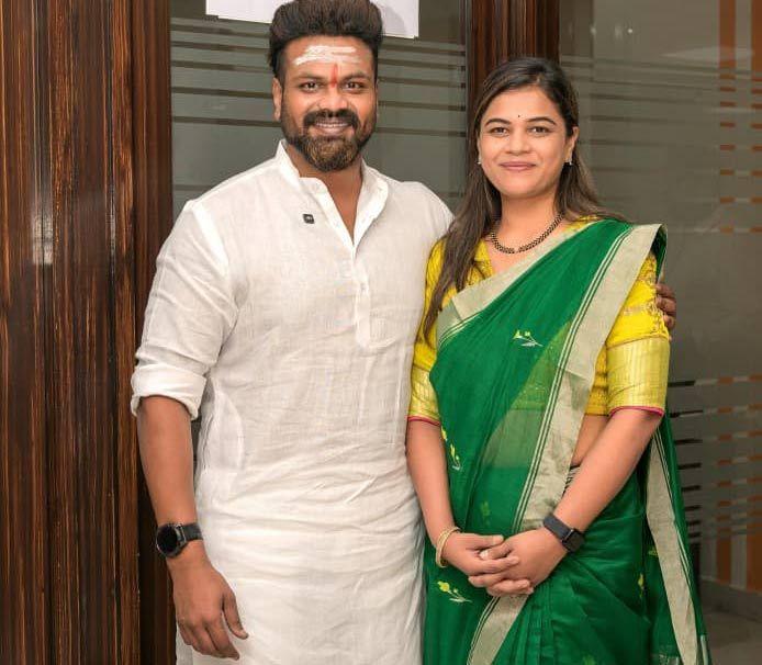 Manchu Manoj launch Aikya Dhairya Sena Samithi on B-Day