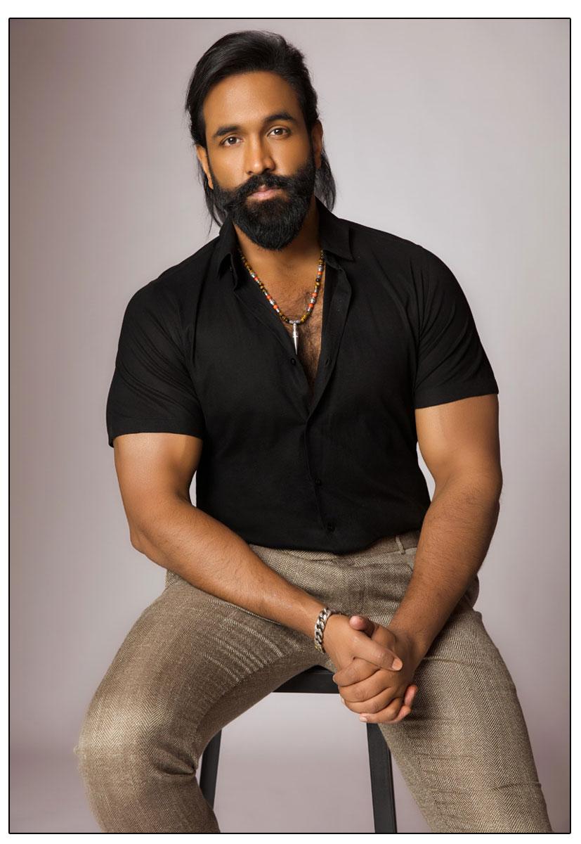 Manchu Vishnu Delights Underprivileged Artists