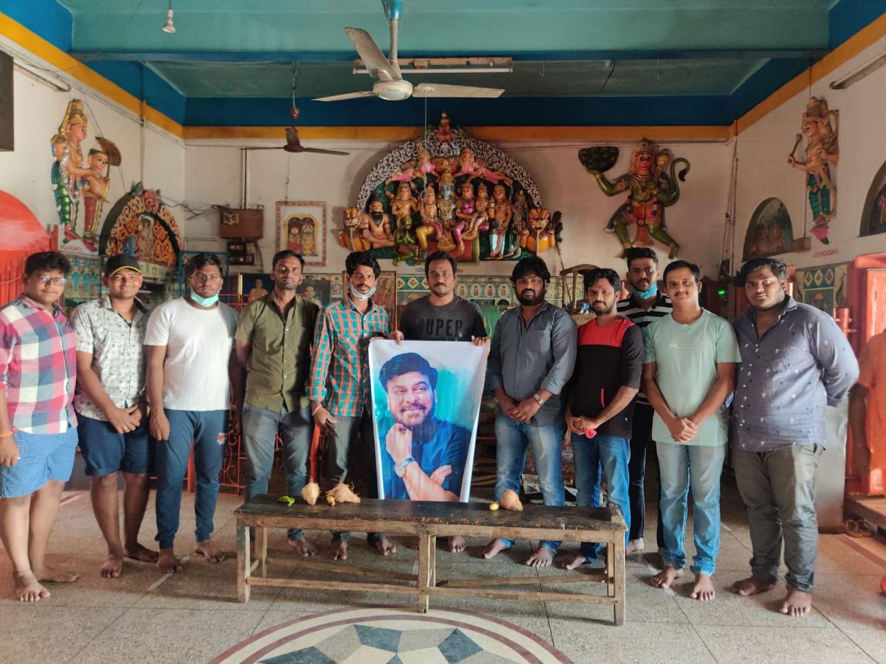 Mega Fans Prayers at Lord Hanuman Temples for Chiru Health Recovery