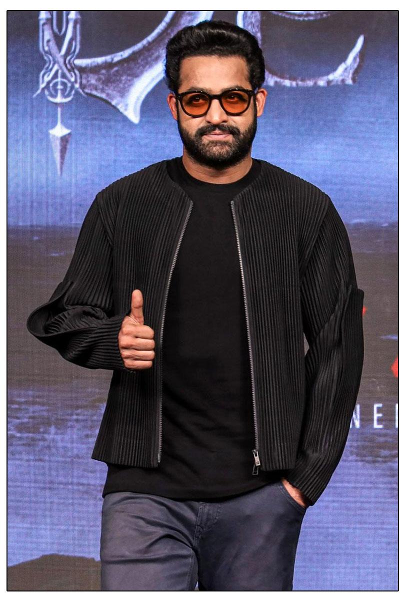 NTR Taking On Forty People In War 2
