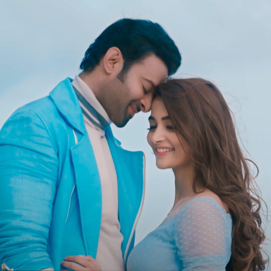 Prabhas, Pooja's malice spoiling Radhe Shyam's romance?