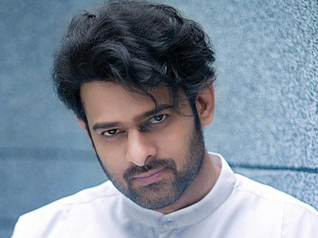 Prabhas Rare Feat On Debut