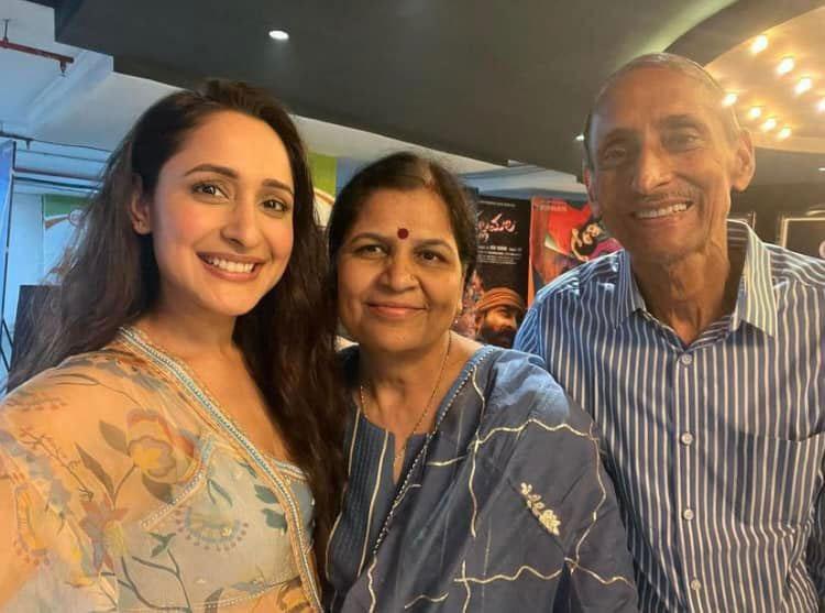 Pragya Jaiswal enjoys Akhanda
