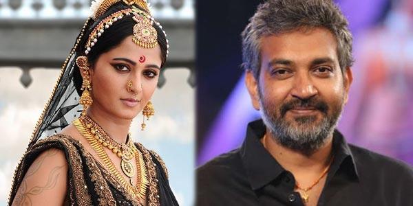 Rajamouli to Watch Rudhramadevi Twice!