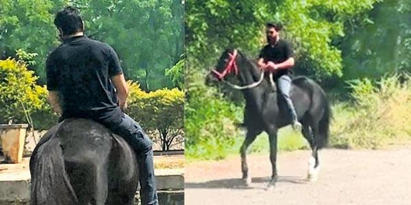 Ramcharan Drives Old Friend Baadal!